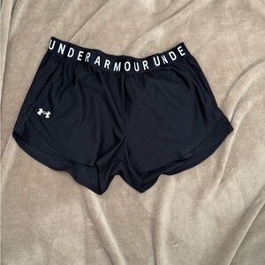 Under Armour Women's Athletic Black Shorts LG